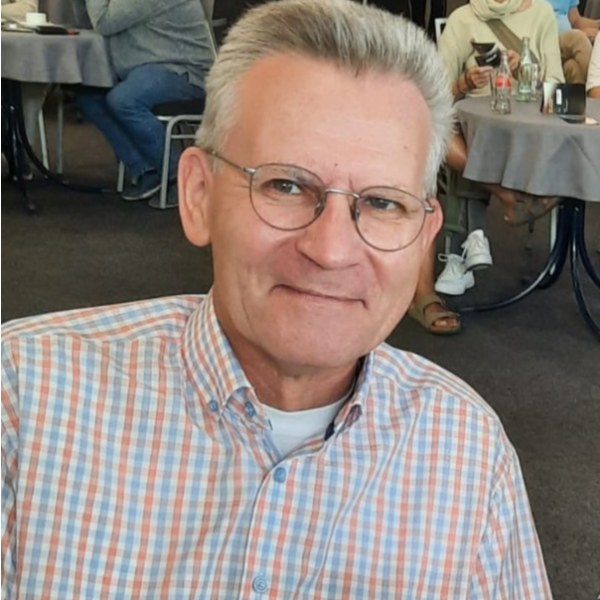  Dietmar Schäfer